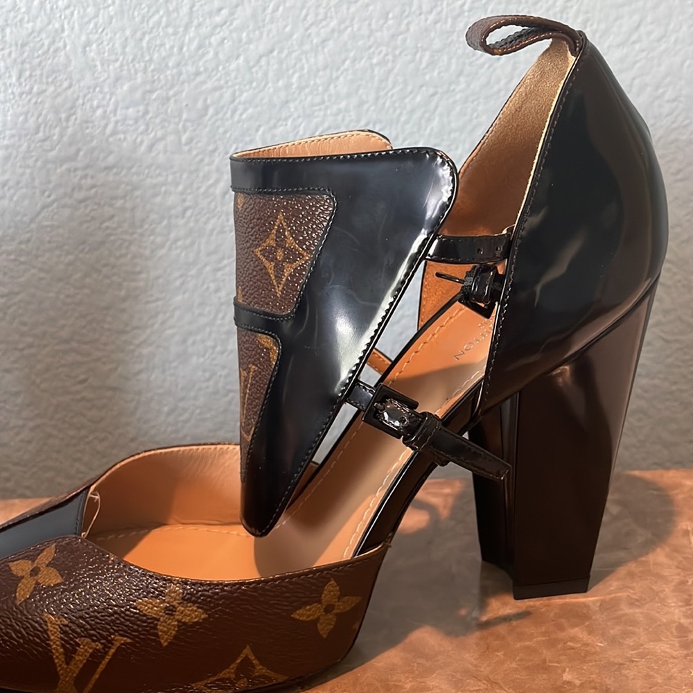 Louis Vuitton Heels
